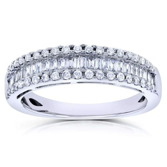 Baguette Diamond Wedding Ring in 18K White Gold - Picture 1 of 6